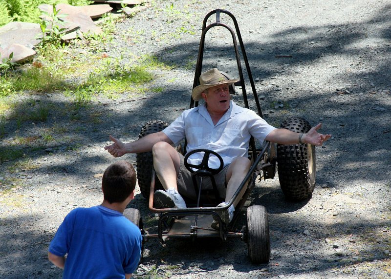 IMG_6849.jpg - This Thing is a Deathtrap!